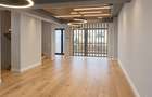 Vila cu arhitectura contemporană pentru sediu de firma in locație de top - 1