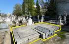 Cavou de vanzare  in Cimitirul Central Bacău - 4