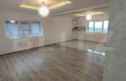 Vilă 170 mp, teren 500 mp, priveliște panoramică spre lac, zona Ciurbești - 2