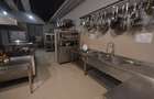 Spatiu comercial de inchiriat - 600 mp - Muncii - Decebal - 13