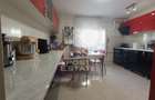 Apartament 4 camere, decomandat, 3 dormitoare, 2 bai, zona Fratelia. - 4