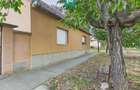 Casă  2 corpuri și 4 camere teren 1440 mp în Macea - 1