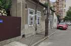 Proprietate cu potențial comercial – casă și teren în zona Clubul Politistilor /