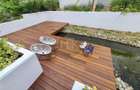 VILA DE LUX 8 camere, acces la lac privat | BANEASA