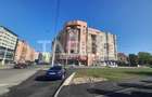 Apartament cu 3 camere modern renovat etajul 1 Centrul de Afaceri - 2