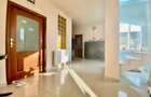 Urgent/Vânzare Casa/Vila, 4+ camere, teren 346 mp,  Targoviste, zona Micro 4 - 7