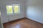 Apartament cu 3 camere, Micro 17,  Bld Independenței - 10