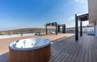 Penthouse superb cu 4 camere + terasa in Borhanci!
