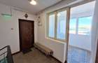 Vând apartament 3 camere și 7 dependițe, decomandat, bloc reabilitat + garaj - 12