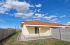 Casă tip duplex-pe parter, la 1 km de Timișoara | 2 dormitoare | Teren 300 mp