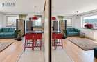 Imobil tip vila, luminos, priveliste, 77 mp., 2 parcari, 2 balcoane, et. 2 / 3, - 11