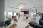 De vânzare casă - duplex cu 4 camere, panouri fotovoltaice -Sântandrei