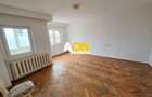 Apartament 2 camere, etaj 1, decomandat, 57 mp utili, 2 balcoane, boxa - 2