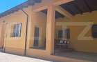 Casa 500 mp, spatiu comercial 122 mp, teren  7900mp - Botiz - 1