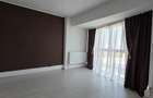 Apartament 3 camere, boxa si loc de parcare incluse, 118 000 Euro - 3