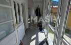 Casă 3 camere, renovată complet în 2020, teren 310 mp, garaj – Azuga