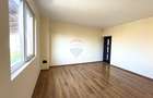 Casă / Vilă cu 8 camere de vânzare în zonă centrală - Urlati - 10