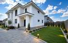 Duplex 4 camere 130 mp cu teren 320 mp langa Lidl Mosnita Veche - 1