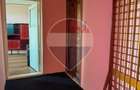 Apartament cu 3 camere de vânzare -decomandat- Micro 13, Galați - 3