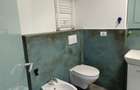 3  camere  /prima inchiriere/13  Septembrie/vis  a vis  de  Catedrala - 14