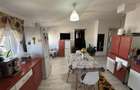 Apartament cu 2 camere si terasa, zona Decebal