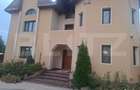 Proprietate deosebită – casă tip conac, 12 camere, 1.000 mp teren, Lungulețu - 1