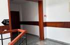 De inchiriat Birou  200 euro - 3