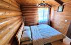 Cabana din lemn rotund, 140 mp utili, 1000mp teren – zonă turistică Mărișel - 9