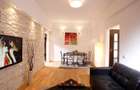 (5221) 3 camere Pitești, în vilă, central - 1