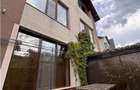 Vila Impecabila Mamaia-Sat, 6 Camere cu Baie Proprie + Apartament - 1