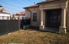 De vanzare (de inchiriat) , in zona centrala, casa cu curte de 1100mp - 5