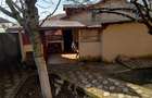 Casa Deosebita cu etaj, 4 dormitoare, Curte, Garaj, Beci, Utilitati, la cheie
