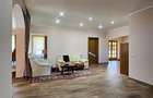 PROPRIETATE EXCEPTIONALA ,TEREN 33.161 MP + RESIDENTA P+1+M - 13