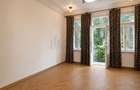REC3001851 Spatiu comercial in vila Strada Paris complet renovat
