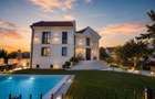 1 Mil. Euro - 350 Mp - Piscina - Mutare Imediata - 6