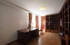 Vilă cu 7 camere, 5 bai | gradina 350mp, 2 garaje - 13