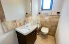 Apartament spatios cu 3 camere 2 bai si terasa  zona Pictor Brana - 8