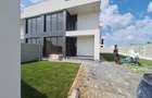 VILA DUPLEX, complex rezidential, utili 144mp, teren 150mp, loc. 1 Decembrie
