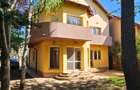 Vilă cu suflet  5 camere, Ghencea - Latin, P+2,  Curte 200mp.  Parcare  - 10