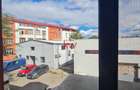 Apartament bun ca si investitie in zona Pod Piatra-Gara Mare, str Strapungerii!