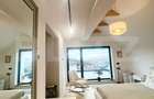 Casa individuala, 5 camere, garaj, 305 mp, 627 mp, la 5 minute de Vivo
