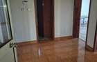 Hală cu birouri de închiriat - 8