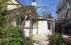 Casa centru istoric doua corpuri cladire 3 camere - 1