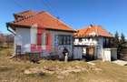 Casă tradițională cu 1800 mp teren  în Sohodol, Bran | Priveliște superba - 3