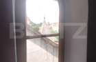 Casa istorica, 2 apartamnte, curte proprie- posibilitati multiple, zona Balcescu