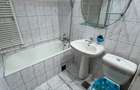 VEST- APARTAMENT 2 CAMERE DECOMANDAT  ,CENTRALA GAZ, ETAJ 2 - 3