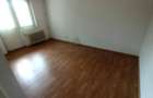Apartament trei camere  zona Mausoleu - 2