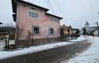 Casă / Vilă  de vânzare în Campulung Moldovenesc, Suceava - 2