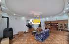De vanzare casa 6 camere, S+P+M, 900mp teren, Cetate - 4