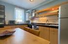 Apartament cu 3 camere de închiriat în zona Tractorul